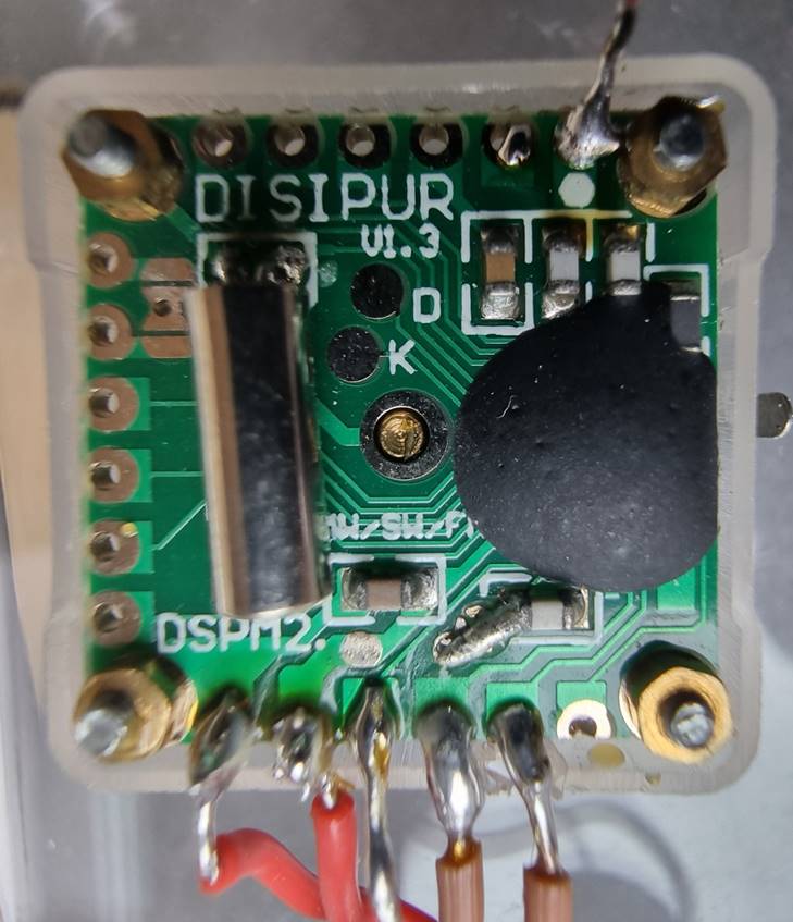Ein Bild, das Elektronik, Elektronisches Bauteil, Elektrisches Bauelement, passives Bauelement enthlt.

KI-generierte Inhalte knnen fehlerhaft sein.
